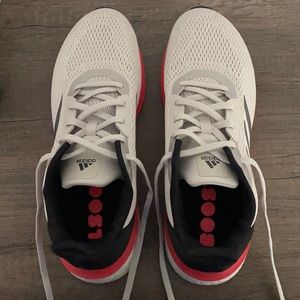 Women’s Adidas Shoes!